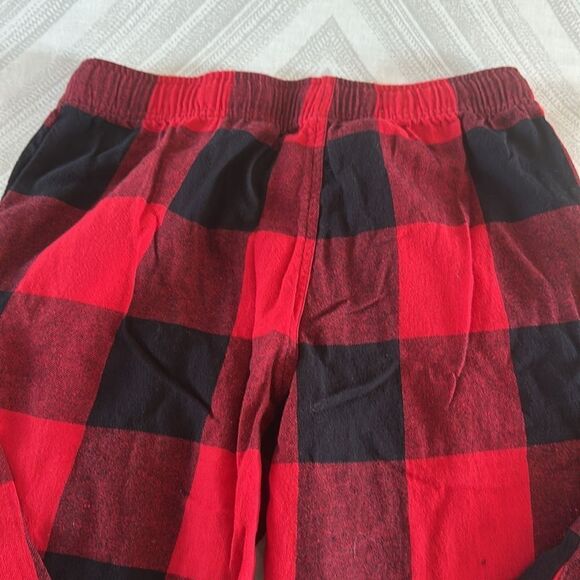 Old Navy Women’s Red & Black Check Pajama Pants - Size S - Picture 6 of 6